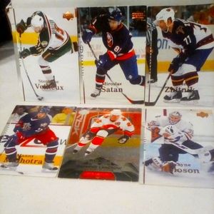 6 upper deck NHL Cards